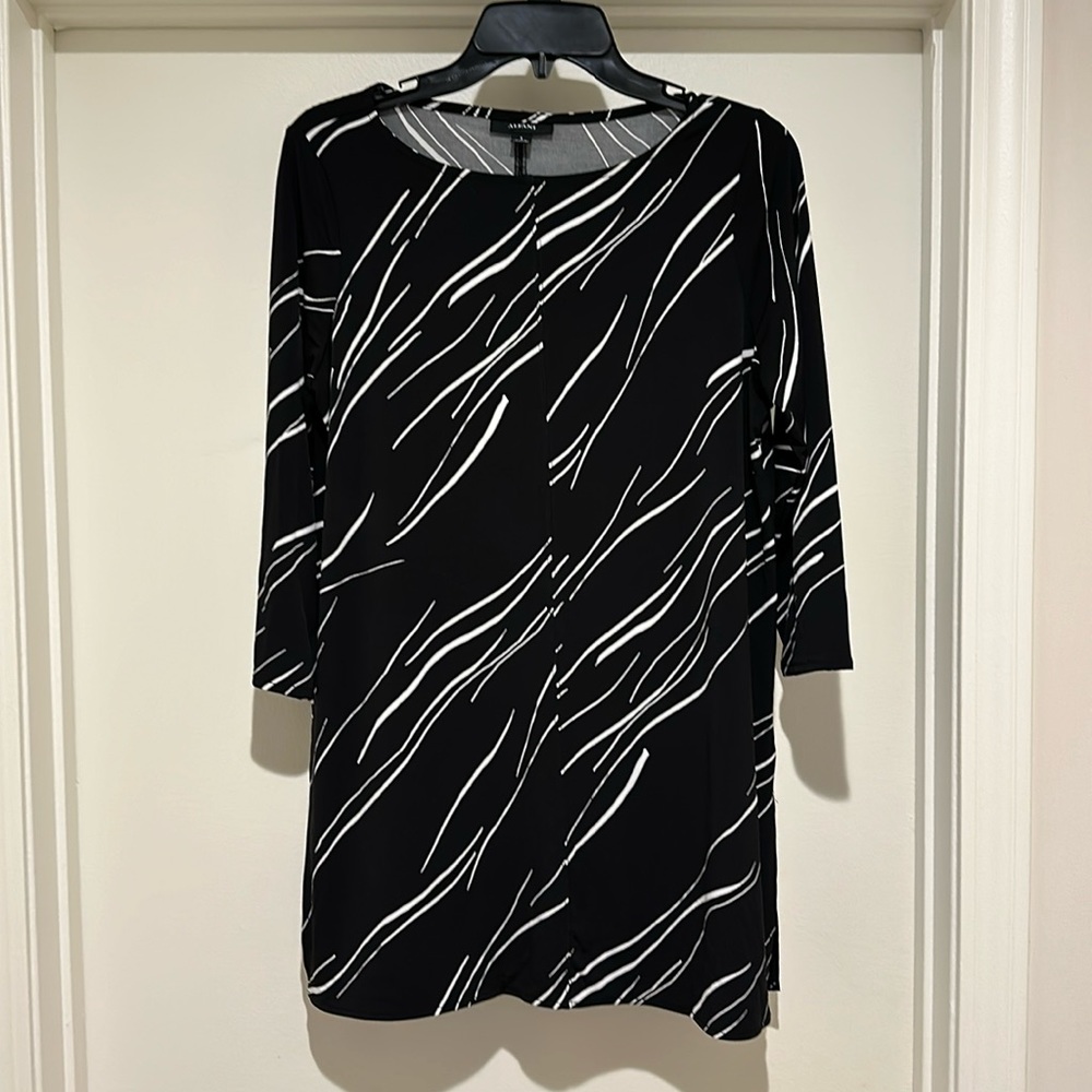 Women’s Boat-neck 3/4 Sleeve printed top